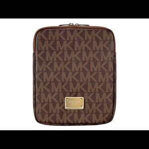 Michael Kors Small Tablet Logo Case